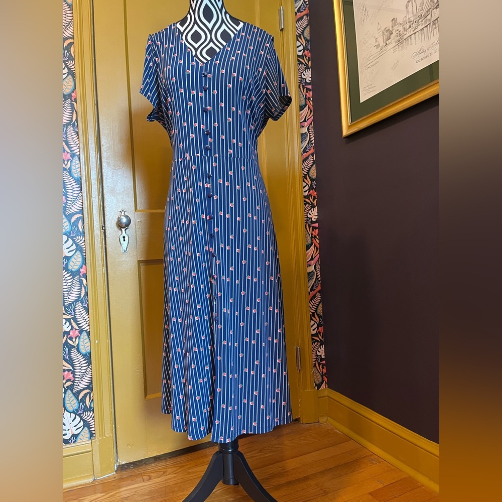 Gilli Navy and Red Midi Dress Size XL